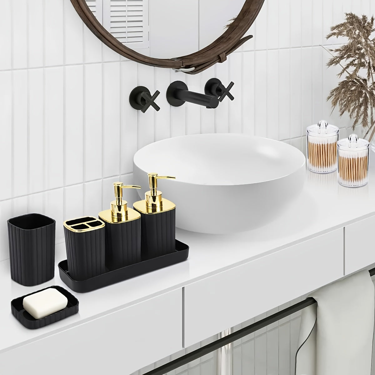 10pcs Bathroom Accessory Set, Vertical Stripe Gold-Plated Light Luxury Bathroom Accessory Kit, Complete Bathroom Set for Home and Hotel Use